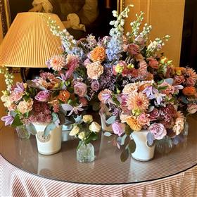fwthumbPrivate house flowers summer Lilys Flowers Lightwater.jpg